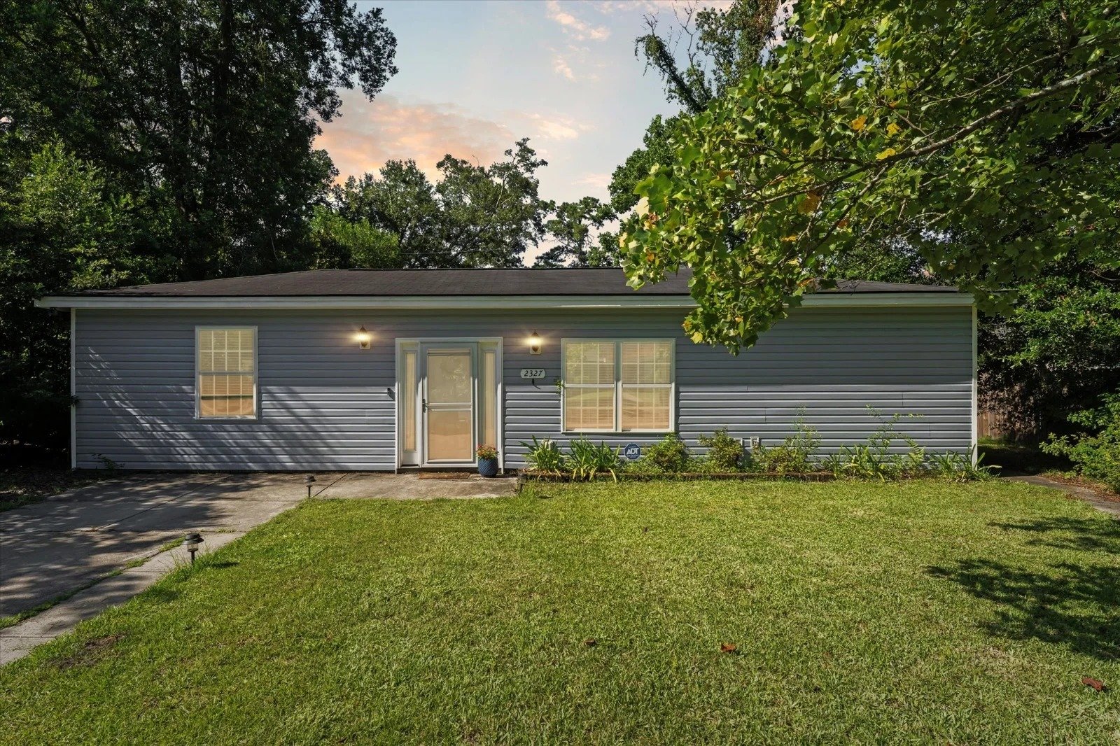 Parkside / Daffin Park 